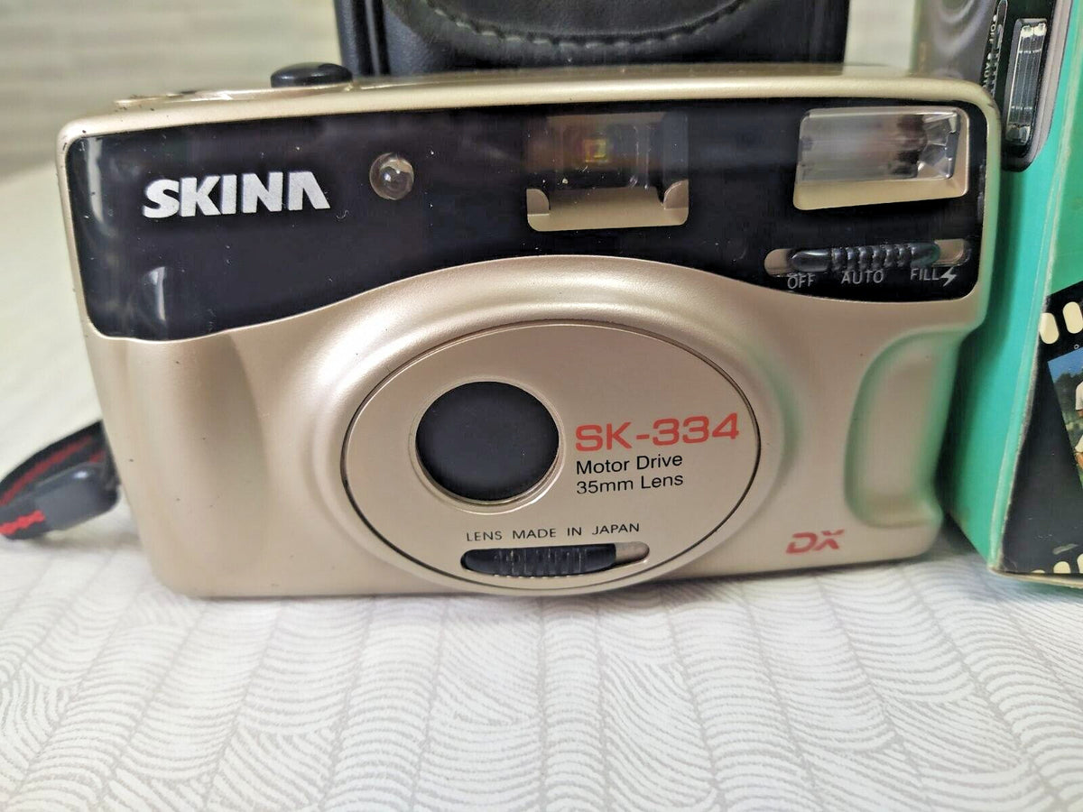 35mm point and shoot camera with DX system and motor drive