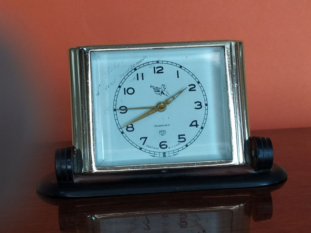Slava alarm clock Young Pioneer edition with bugler on white dial