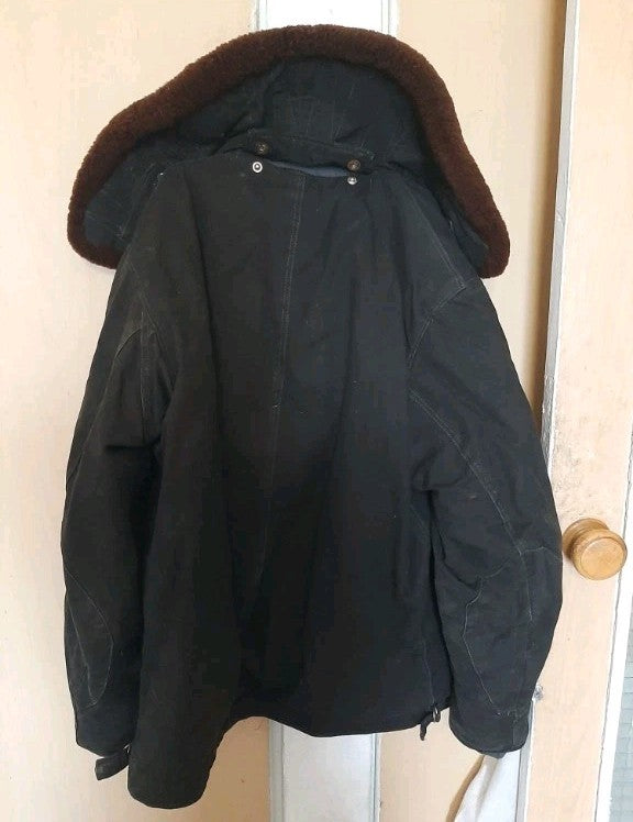 Soviet Air Force winter jacket zipper, storm flap and snaps – detail 7