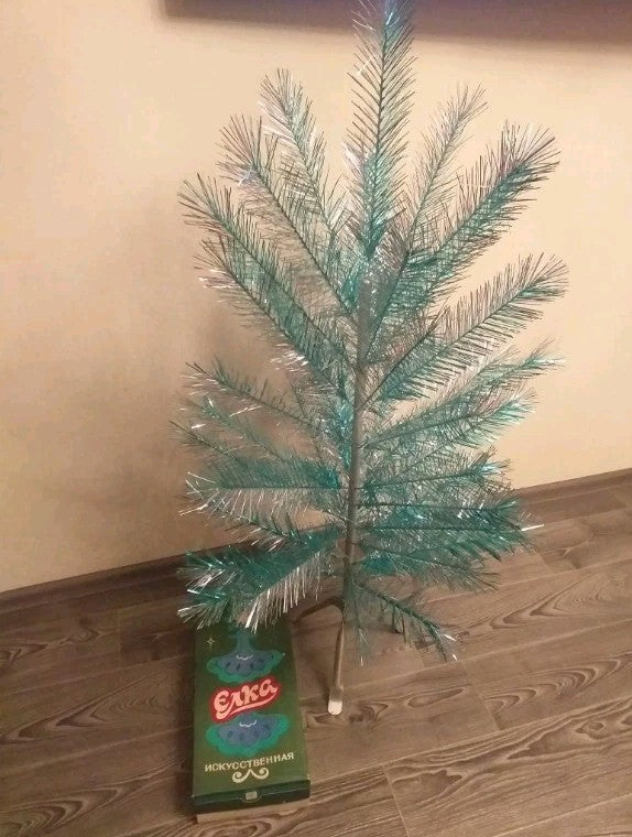 Unfolded Soviet tree with trunk 72 cm and silver top piece
