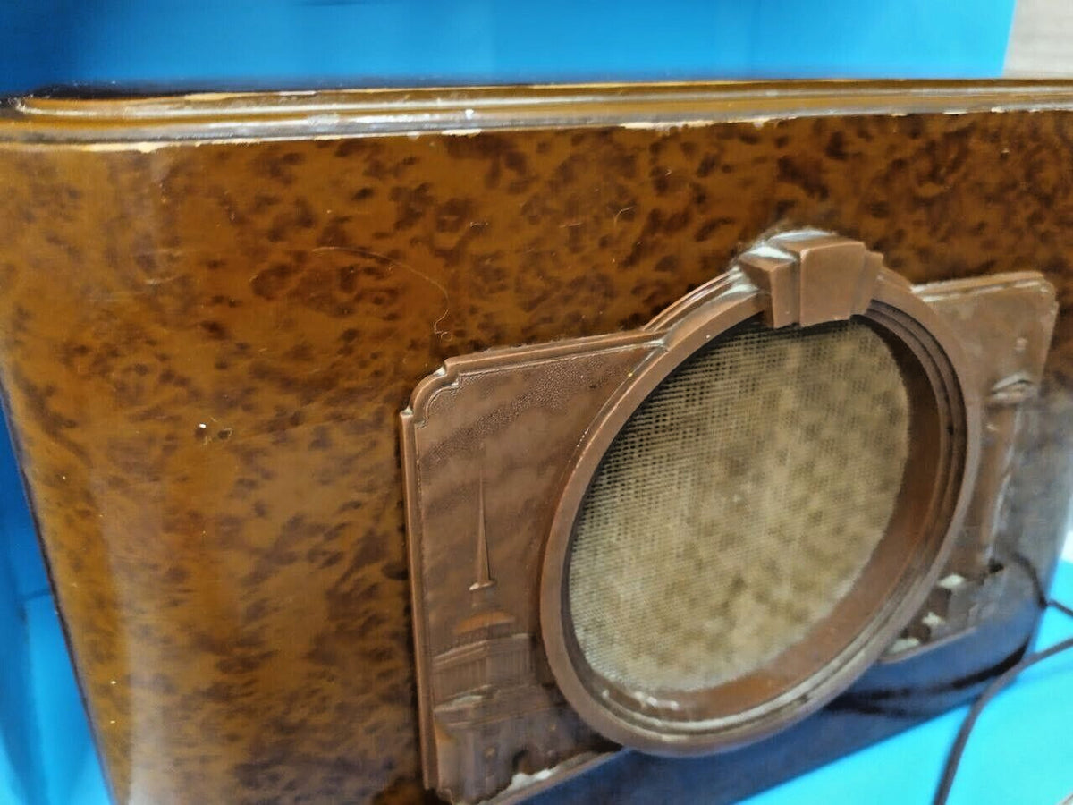 Art Deco bakelite speaker front relief of Leningrad landmarks