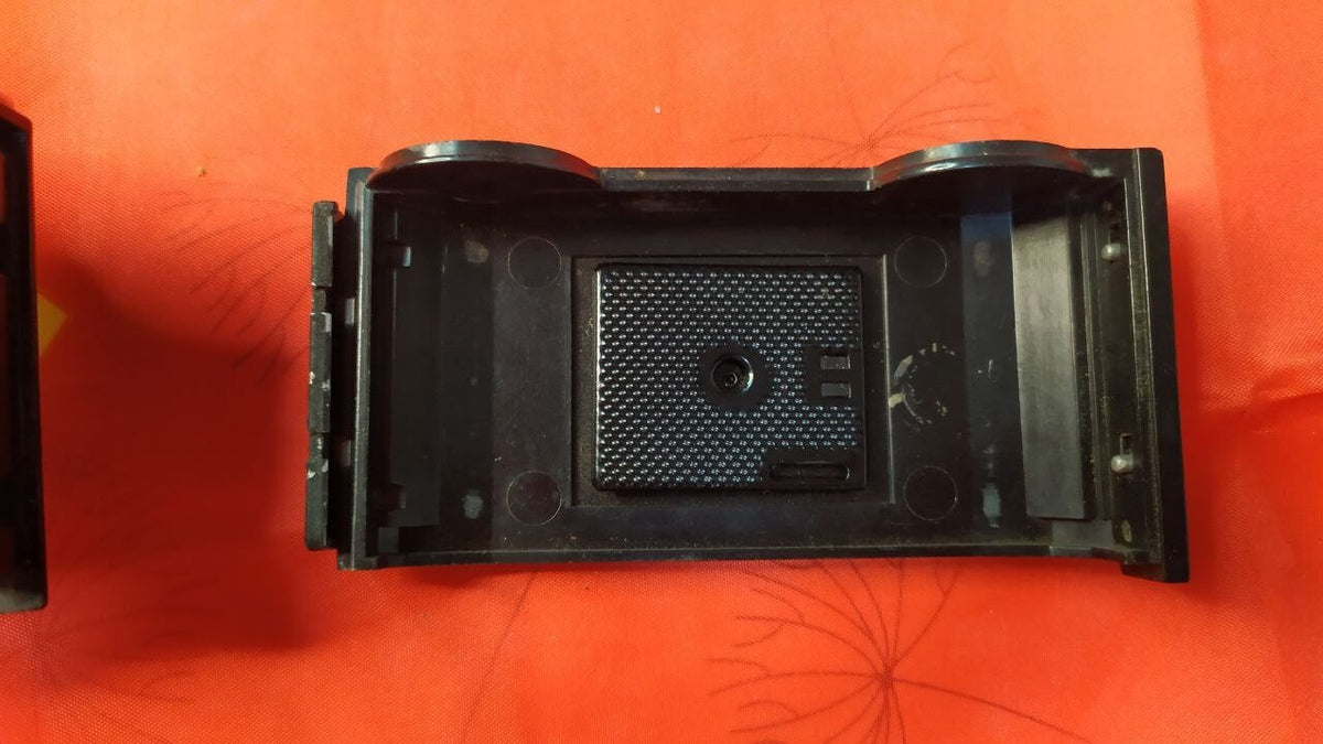 Smena-2 soviet camera back and film door exterior – detail 10