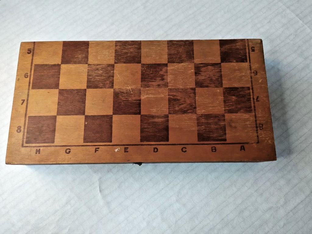 Black and white Soviet chess knights with sleek profile – detail 13