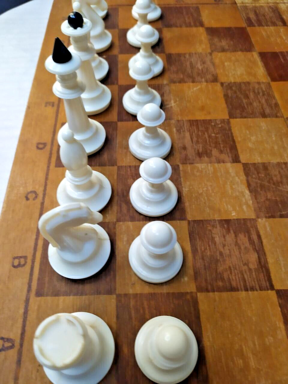 Black and white Soviet chess knights with sleek profile – detail 7