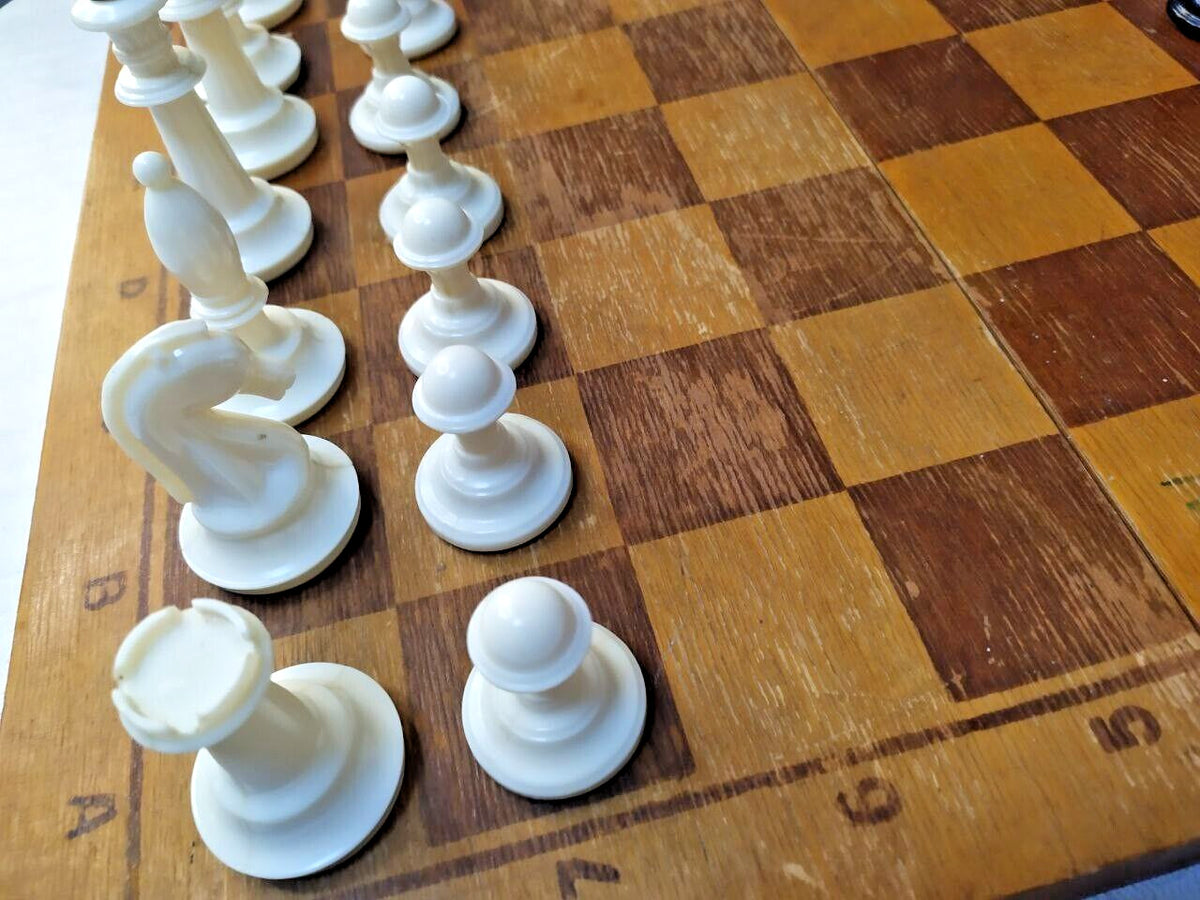 Folding Soviet chess board open with internal storage for the pieces – detail 9