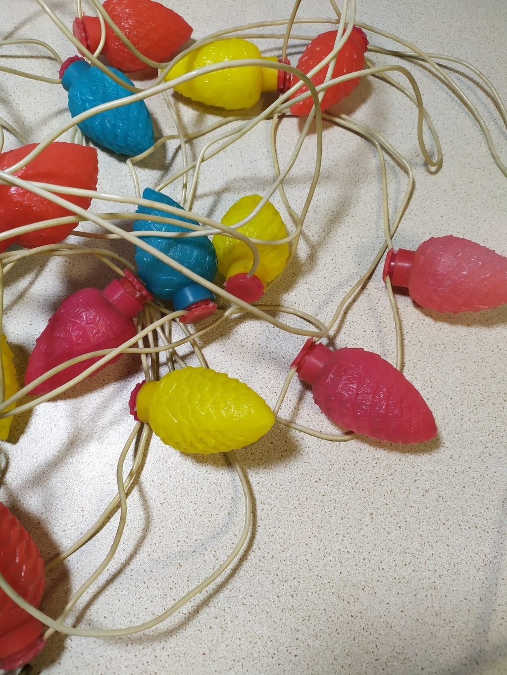Vintage Soviet garland pine cone lights in red, yellow, blue, green and pink – detail 11