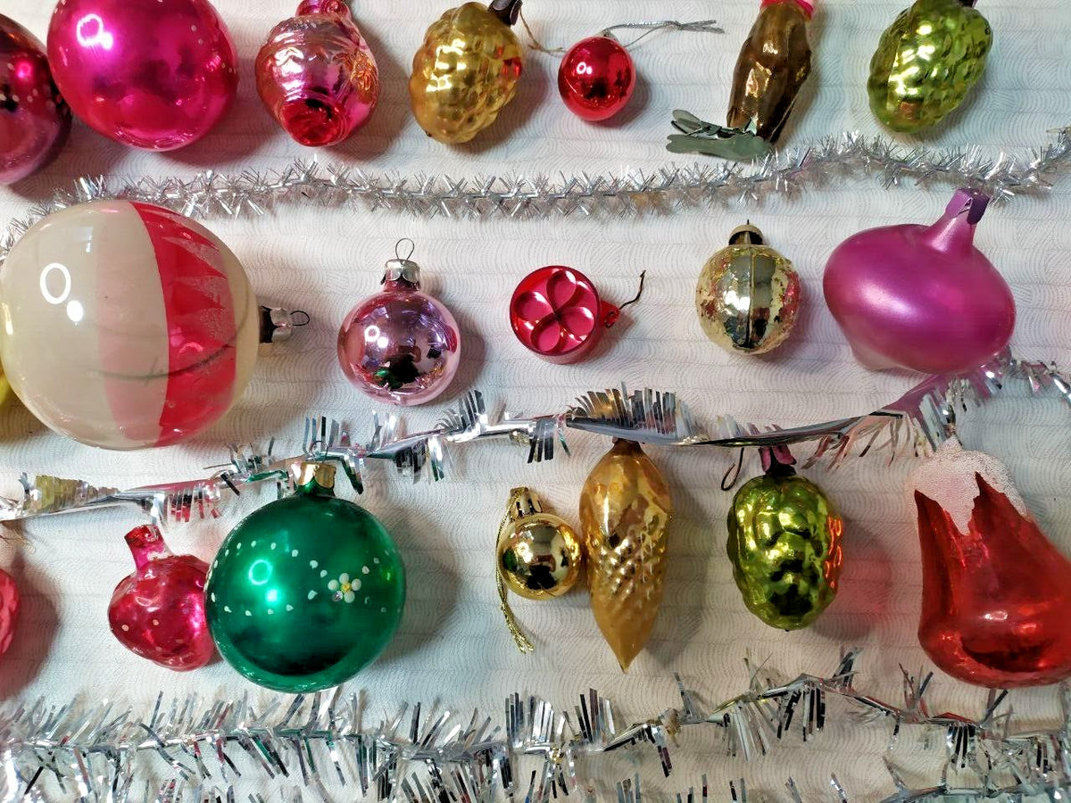 Russian Christmas ornaments, glass tree toys from the 1980s – detail 6
