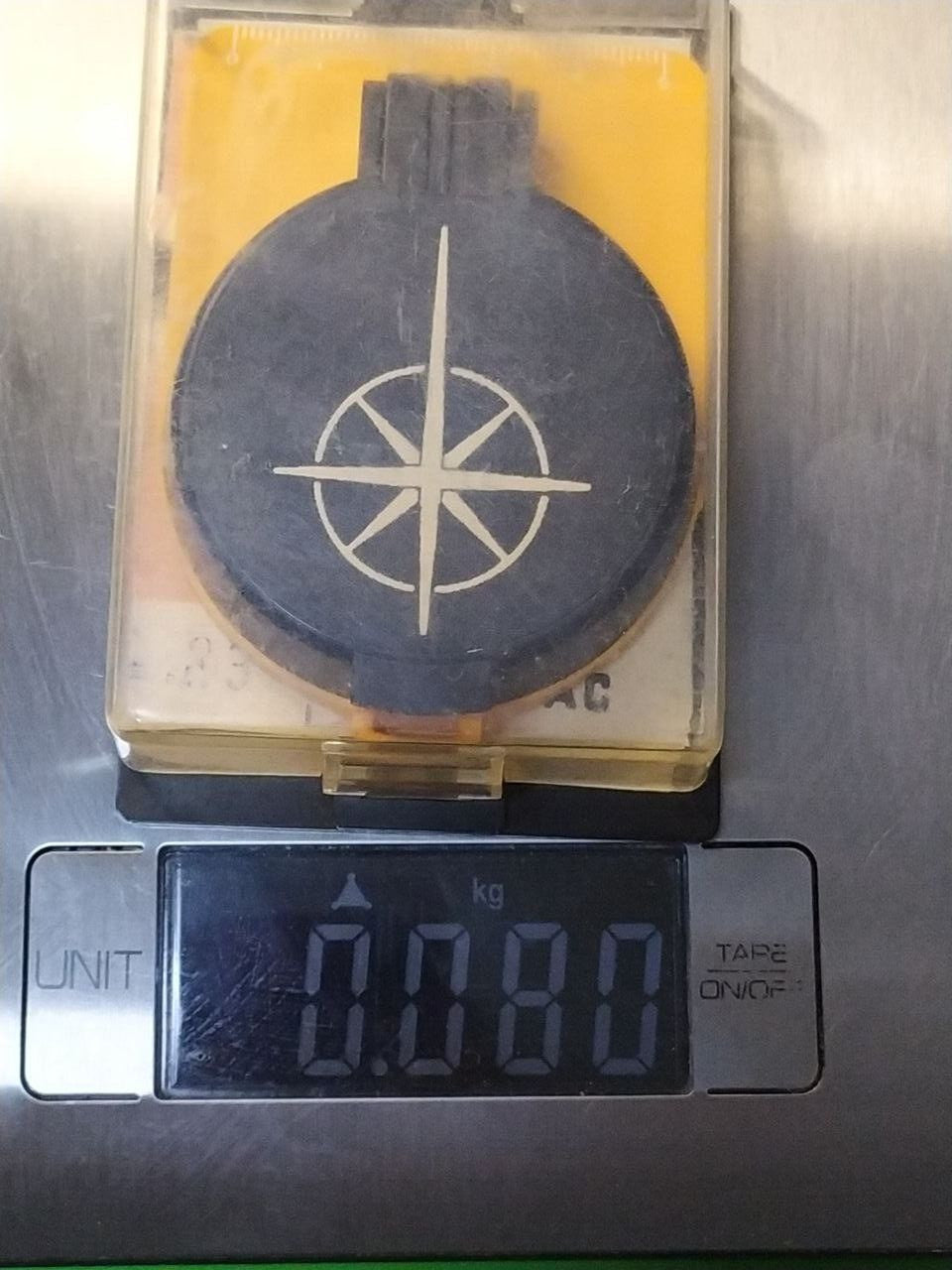 Azimut sighting compass with clear plastic case and paper manual – detail 11