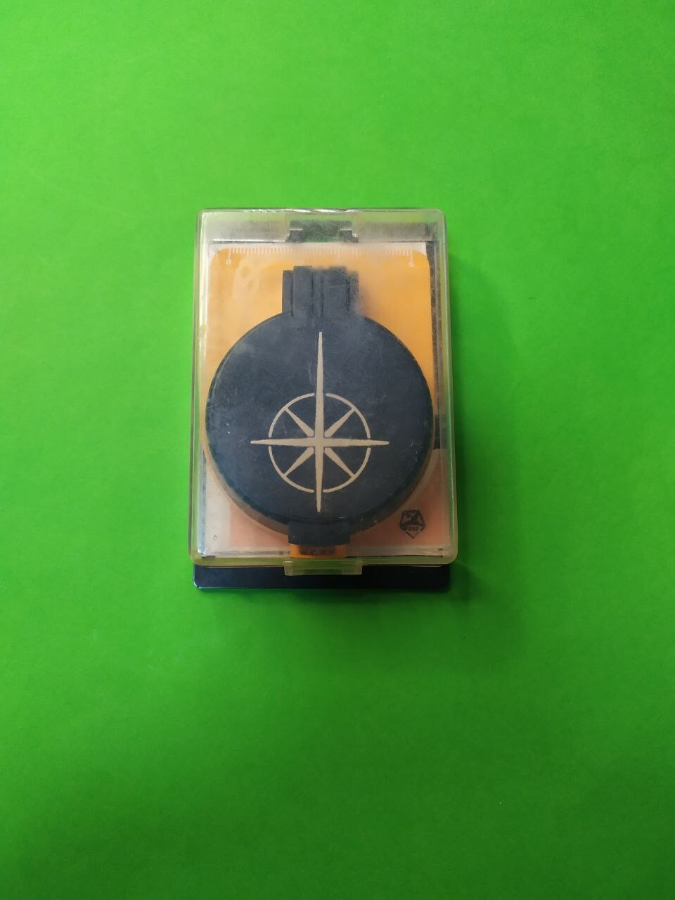 Soviet union compass back with State Quality Mark and price marking – detail 9