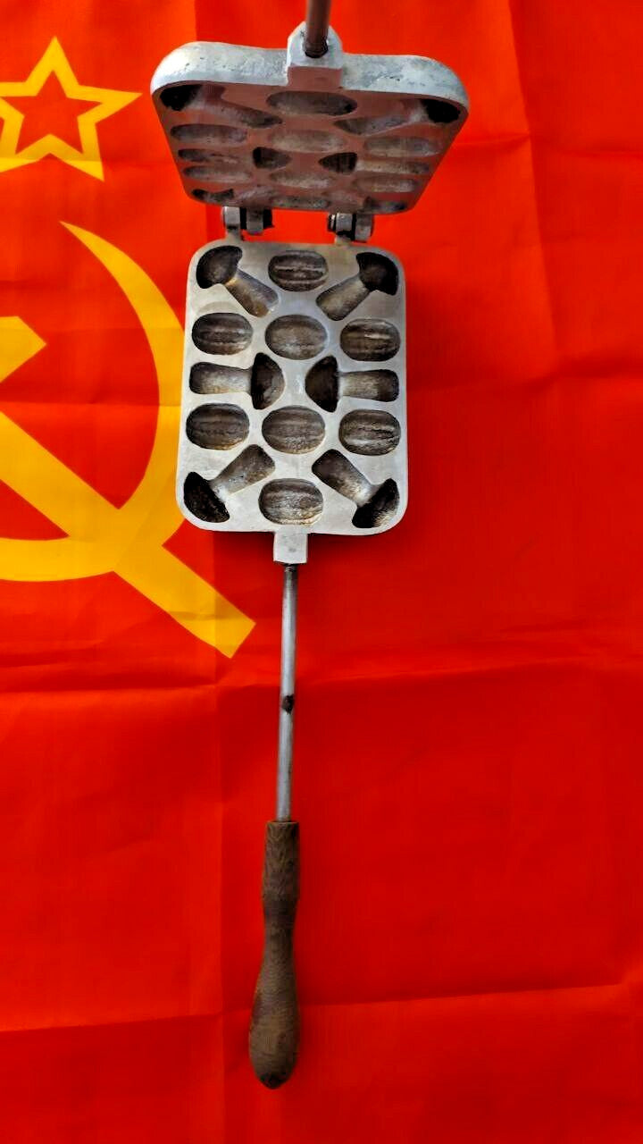 Soviet gribochki and oreshki cookie maker, weight about 1.7 kg – detail 7