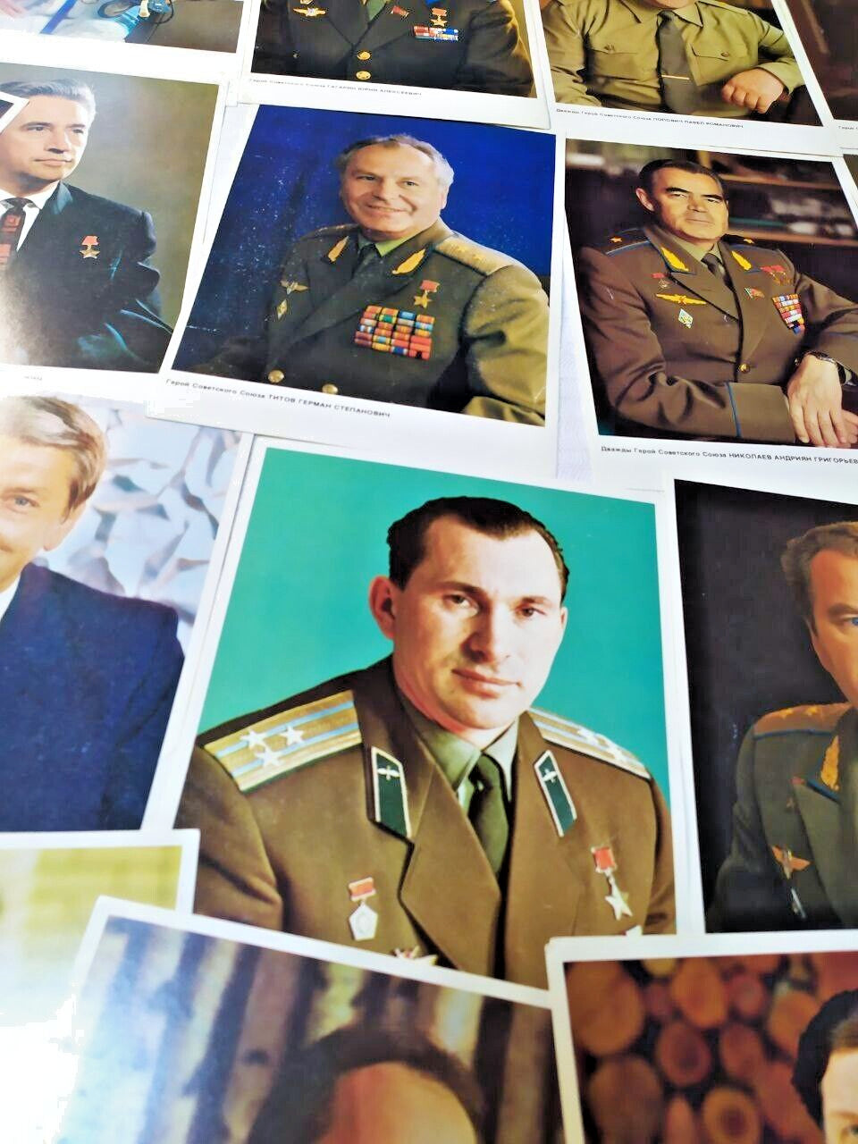 Reverse side of cosmonaut portrait with biography in Russian – detail 6