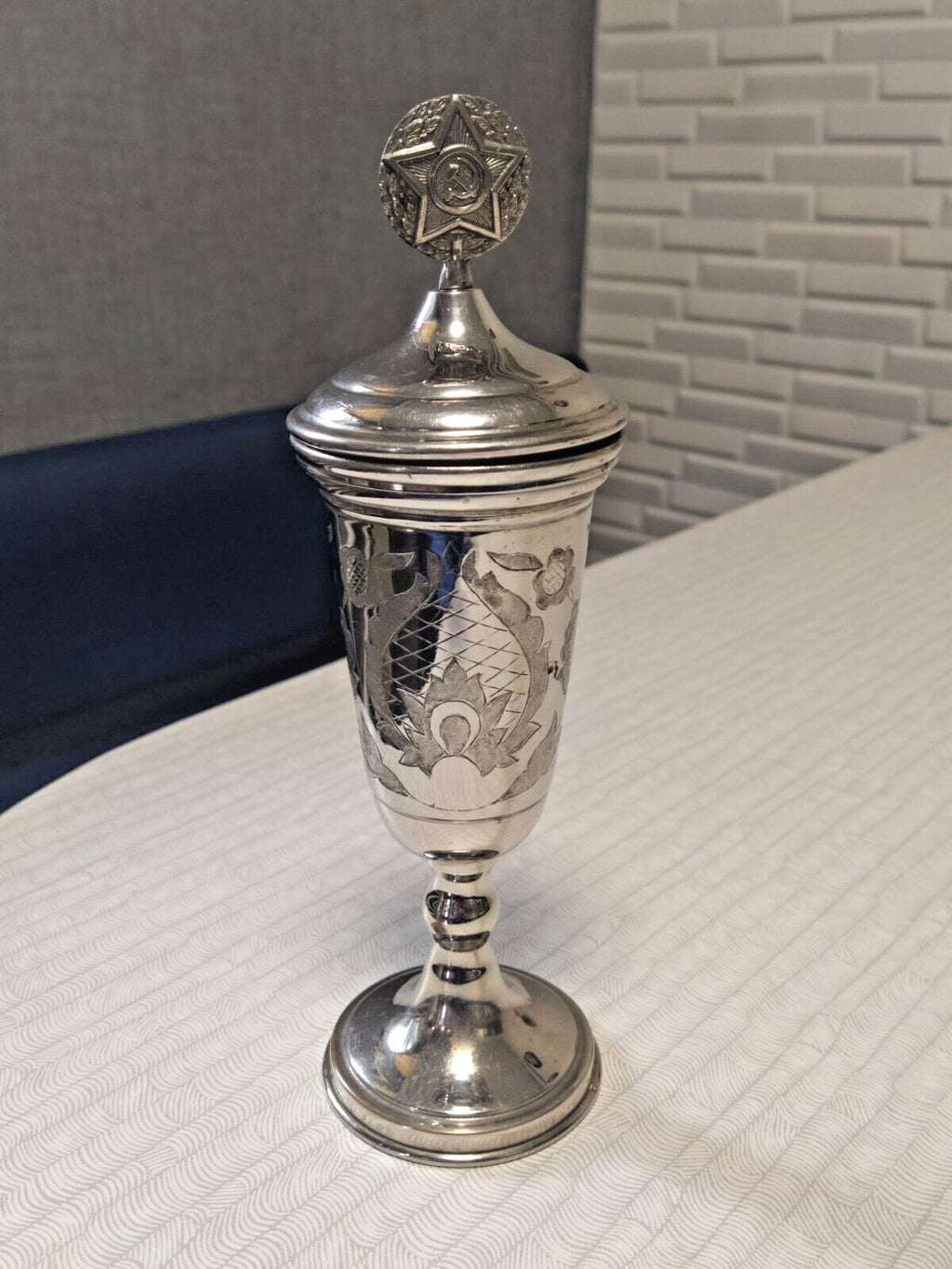 Hand-engraved Spasskaya Tower on the Soviet trophy cup – detail 6