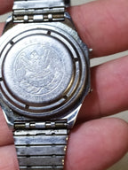 Soviet-era digital watch with stainless steel bracelet – detail 9