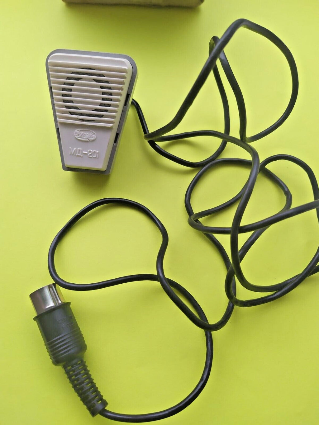 MD-201 microphone casing with 1984 stamp and price marking – detail 7