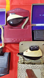 Vintage USSR Agidel electric shaver in its case