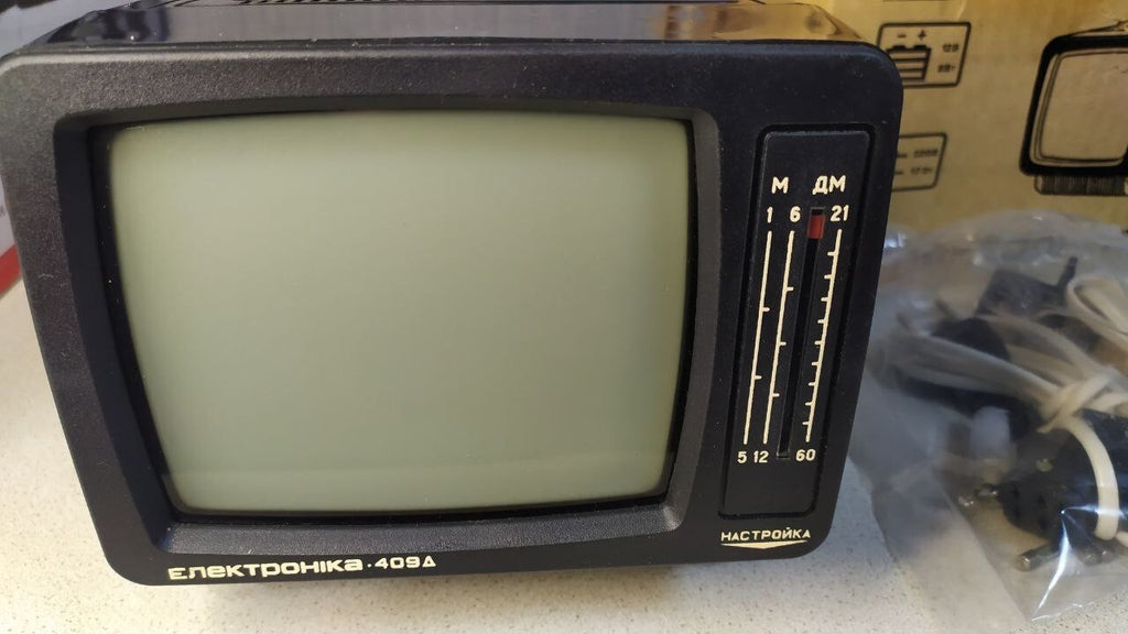 Vintage USSR collectible TV Elektronika 409Д model marking – detail 12