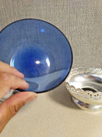 Cobalt blue sugar bowl with openwork silver-tone metal holder and pedestal base – detail 5