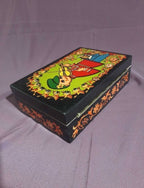 Vintage wooden jewelry box lid with boy violinist and cat illustration – detail 5