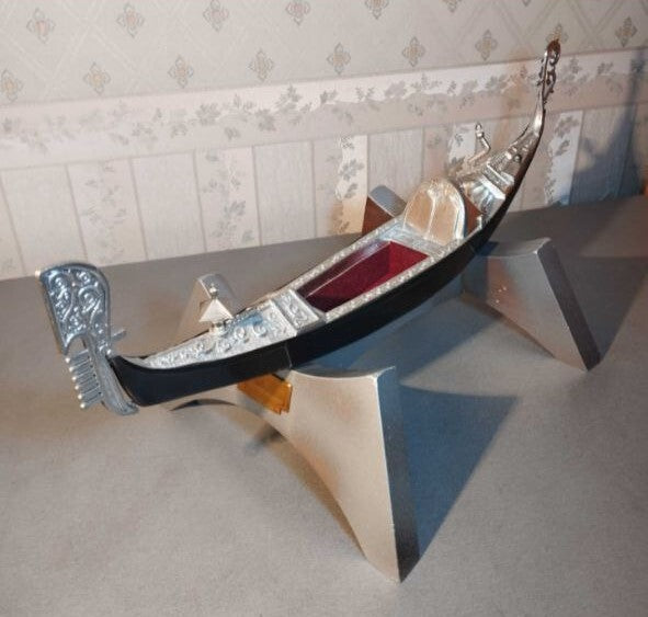 Ornate bow and stern of the Soviet home decor gondola souvenir – detail 6