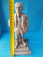 Lenin statue in suit and vest, thoughtful pose, side view – detail 11