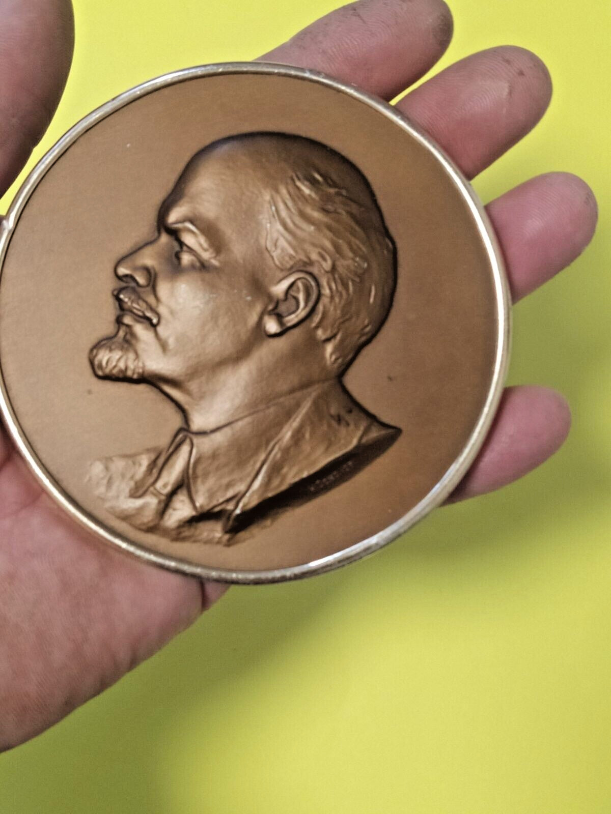 Lenin bas-relief portrait wall hanging, Socialist Realism style