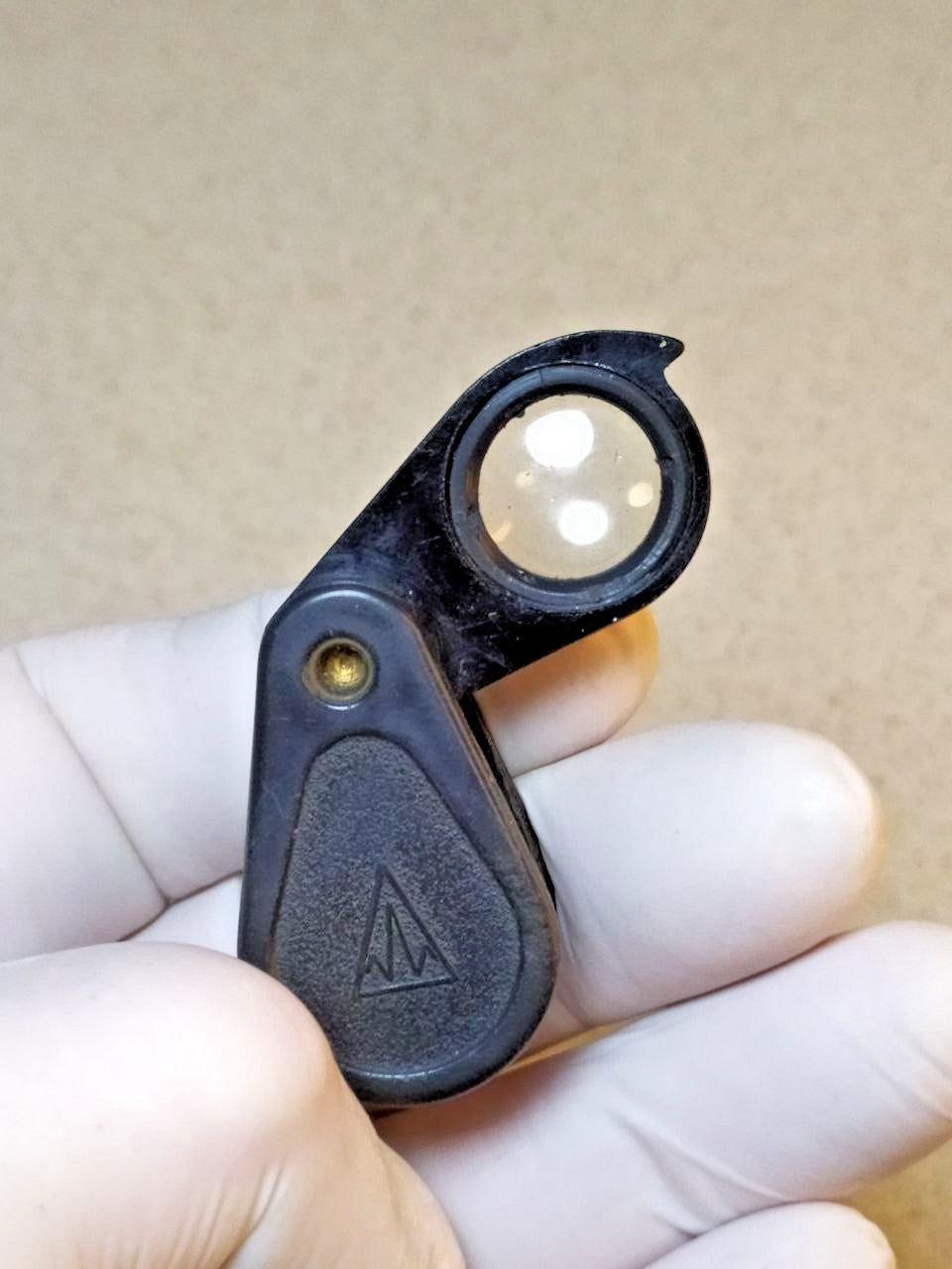 10x loupe lens and case of the vintage magnifying loupe