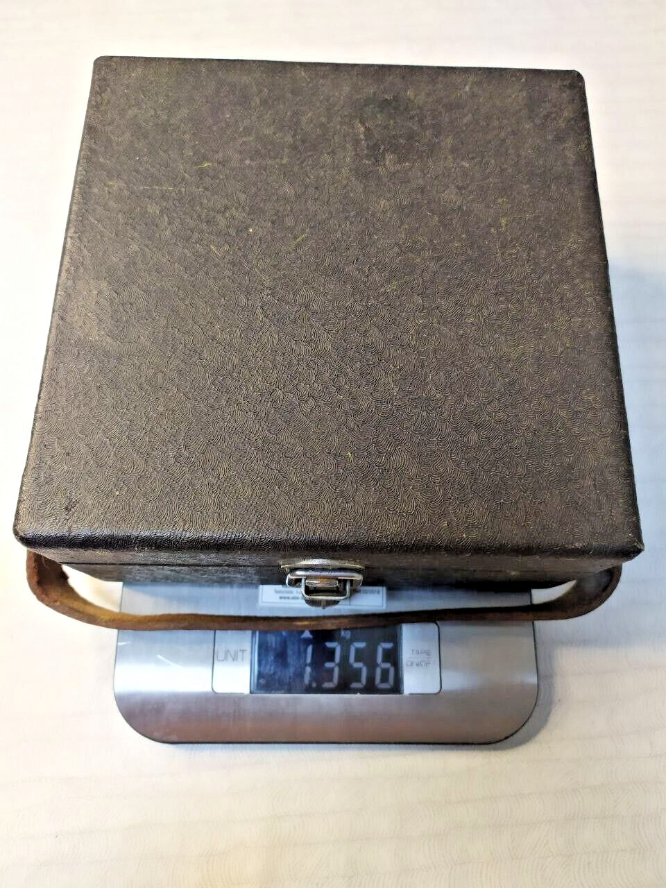 Soviet scientific instrument carrying case with leather handle – detail 16