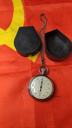 Agat stopwatch in original black plastic case with metal chain – detail 7