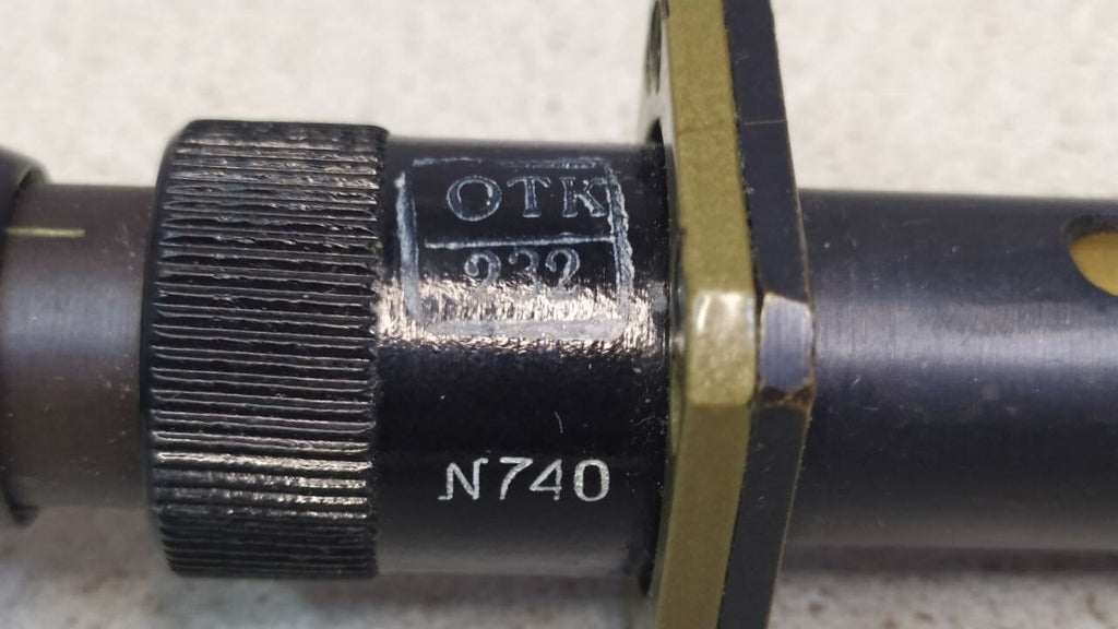 Crosshair reticle seen through the lens of the Soviet military sight – detail 5