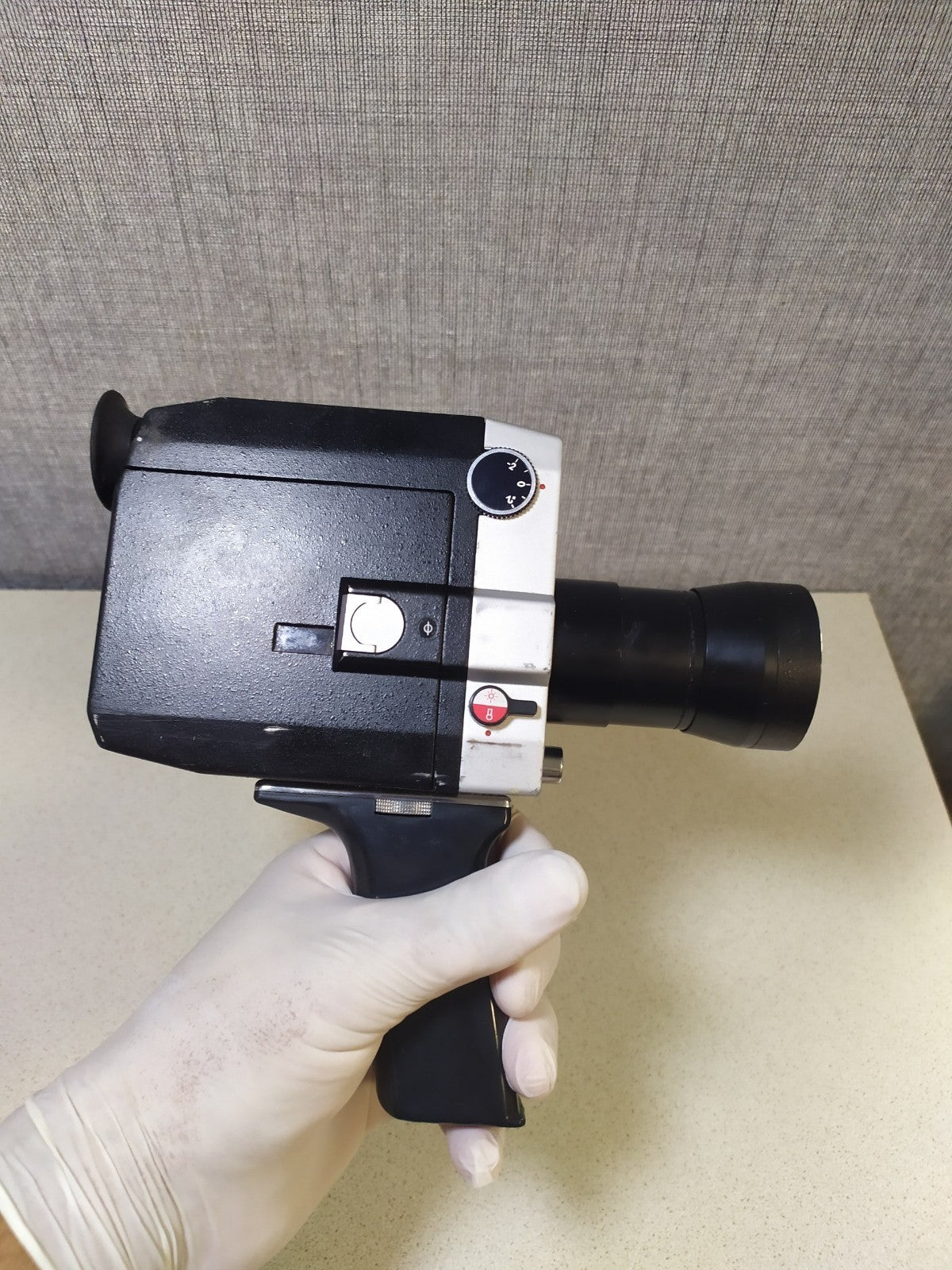 Quarz 1x8S-2 camera body with matching factory passport – detail 11