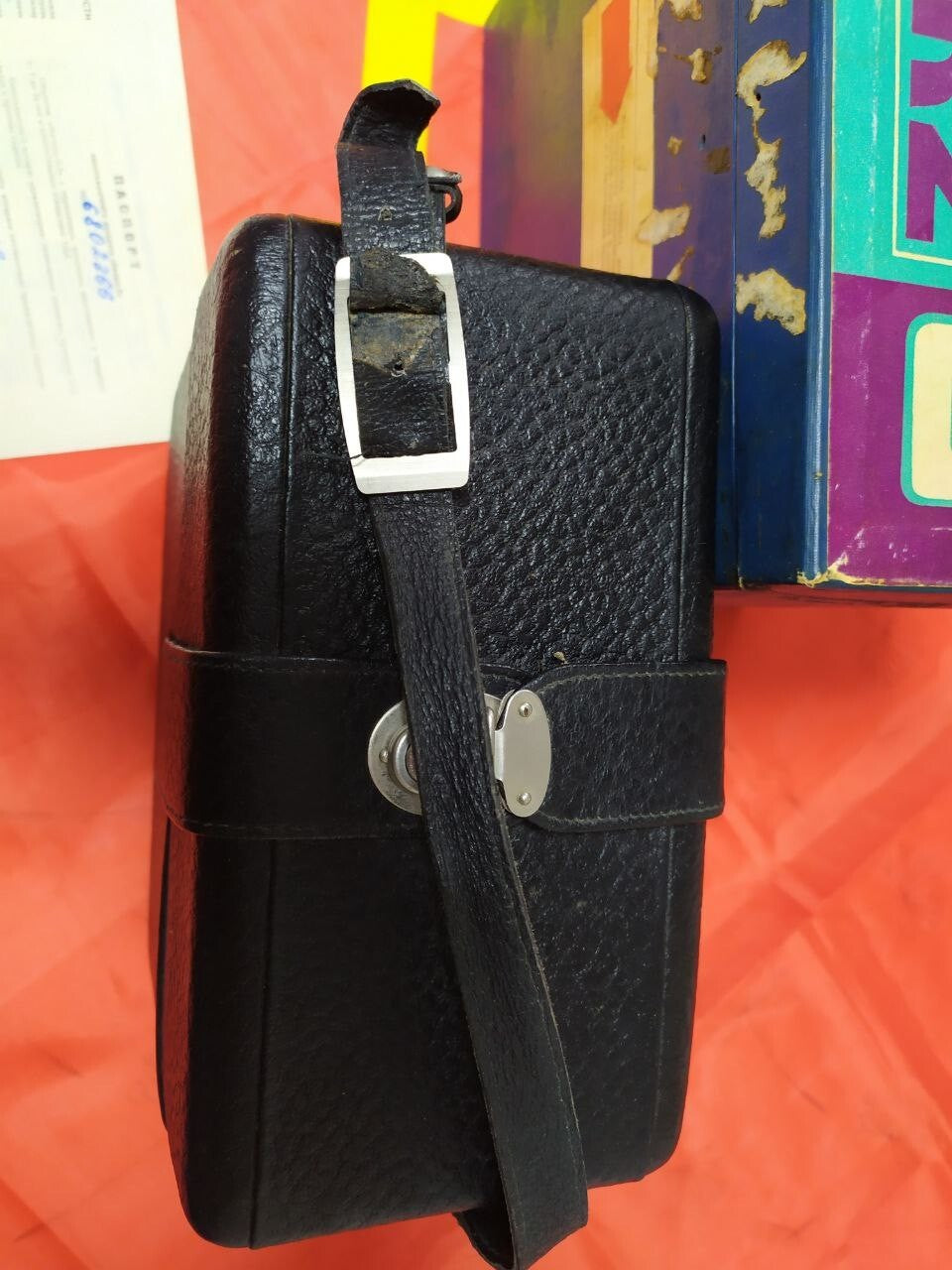 USSR 8mm movie camera box, manual and light filters – detail 6