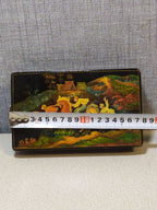 Hand-painted Russian lacquer box with boys scene – detail 17