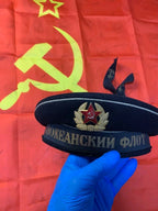 Soviet Navy sailor hat beskozyrka with Pacific Fleet gold-lettered tally and red star cockade