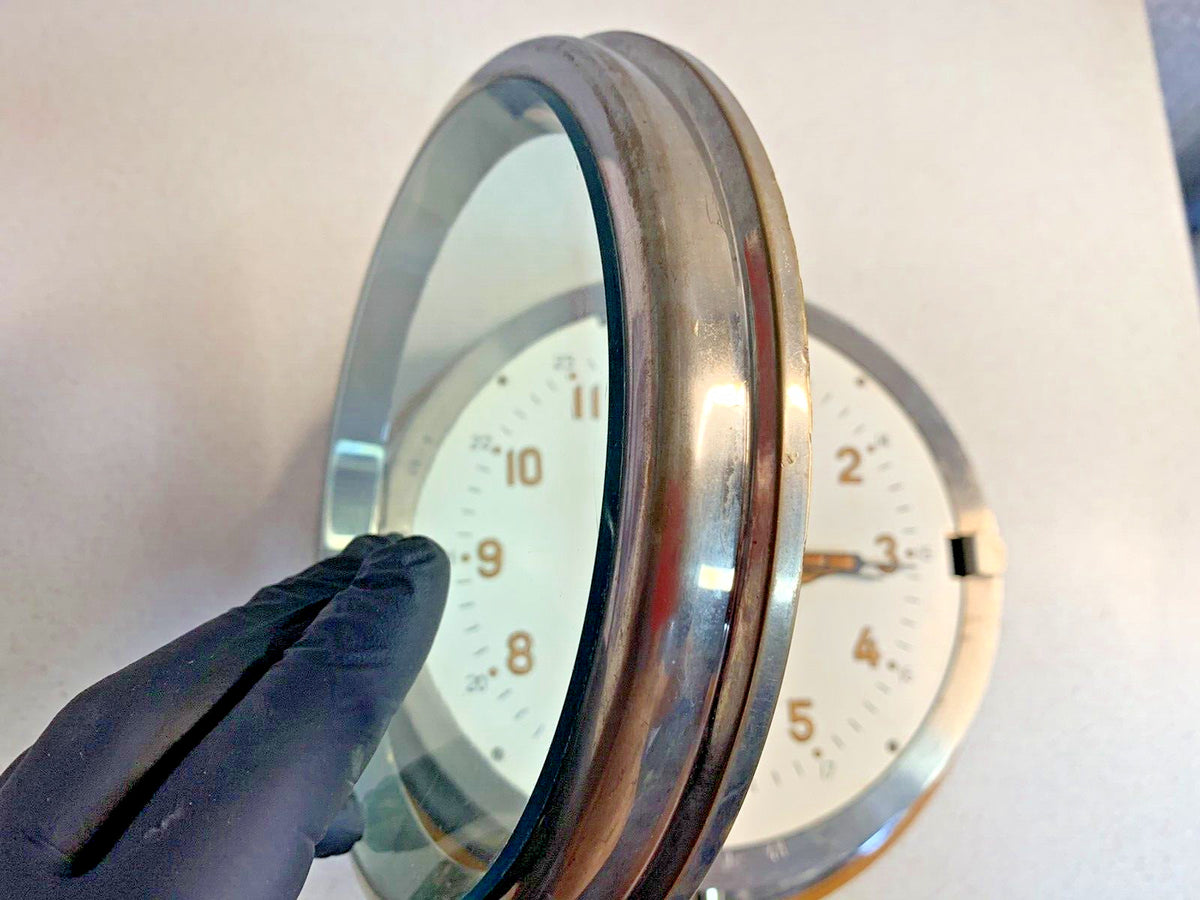 Old Soviet navy clock case with authentic patina – detail 6