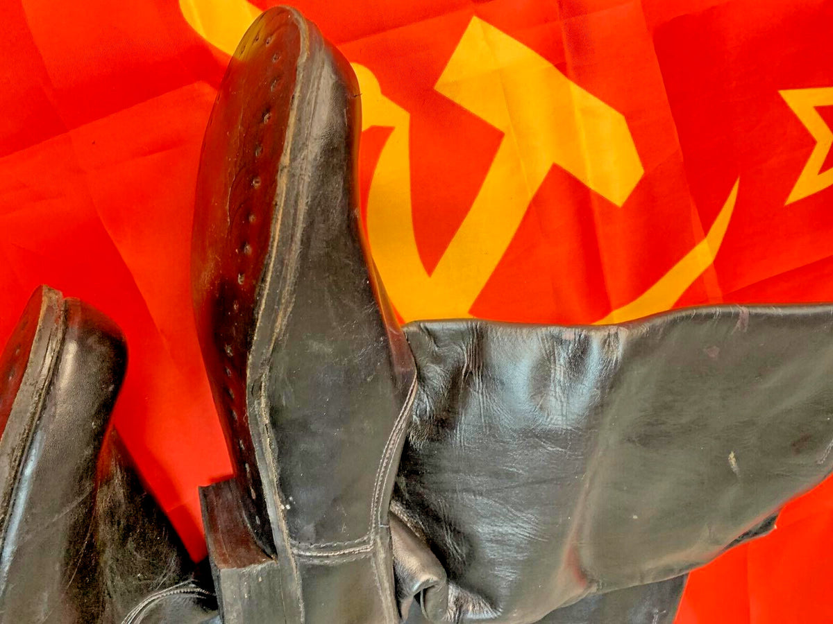 Soviet officer uniform boots marked size 277 / 43 – detail 10