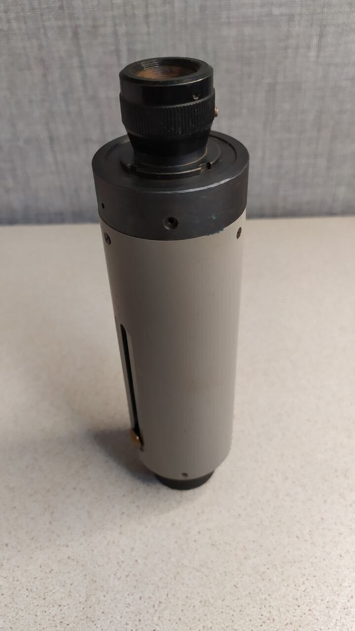 Side measurement scale from -2 to +2 on the Soviet optical tool