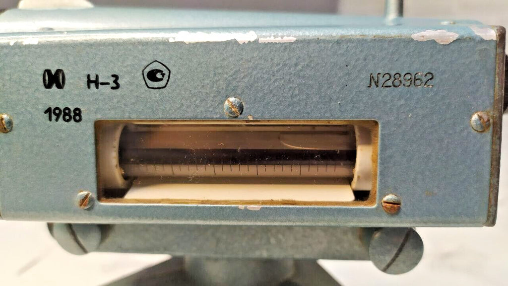 Serial number 28962 and Soviet quality mark on the N-3 level