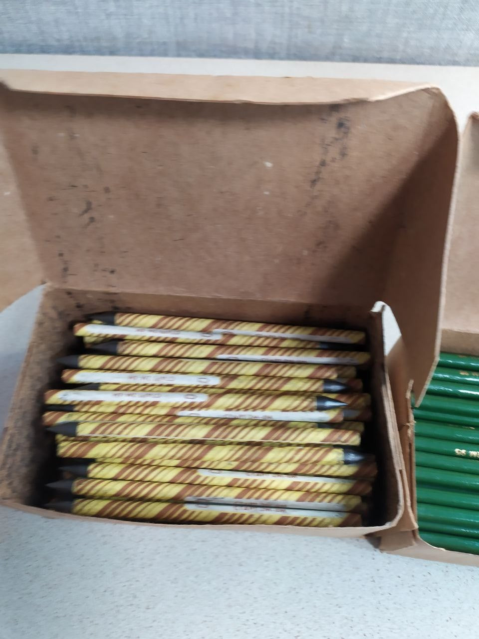 Kosmos pencils in paper wrap with factory label and twine – detail 11