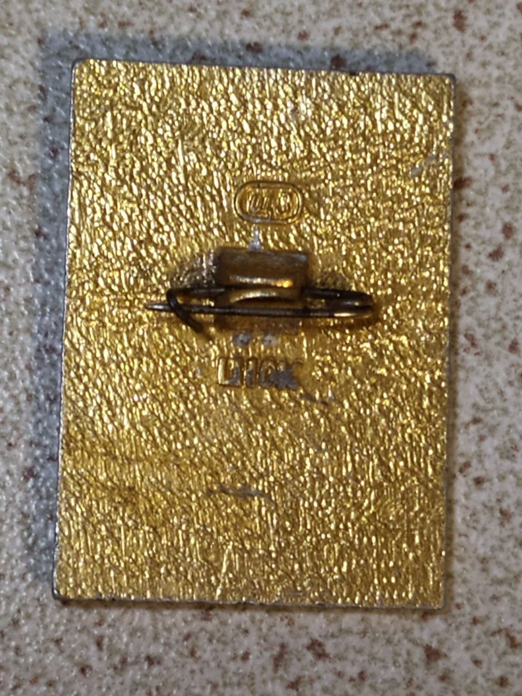 Gold-tone Soviet emblem pin with red enamel and 50 Years inscription – detail 5