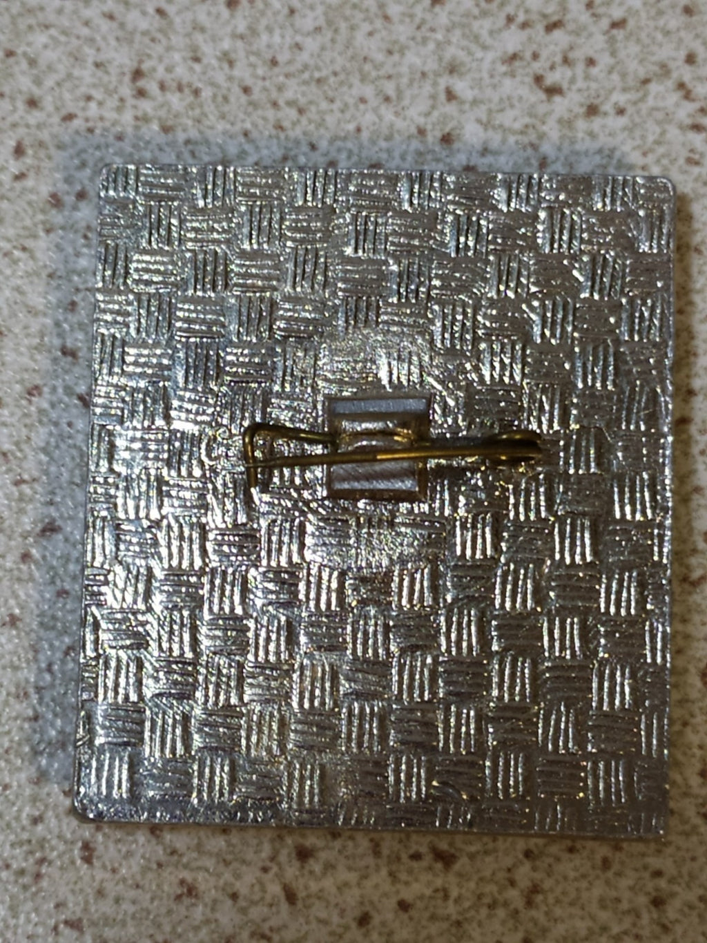 Cruiser Aurora on a USSR Order of October Revolution pin badge – detail 5