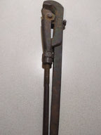 Soviet pipe wrench on a scale, 2.337 kg (5.15 lb) – detail 7