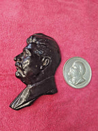 Round silver Lenin bas-relief, Soviet sculpture wall decor – detail 15