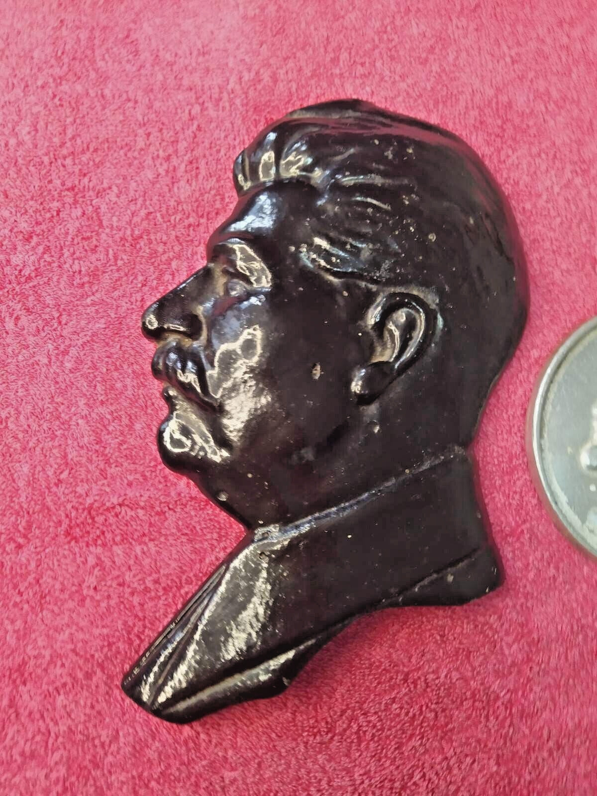 Measuring the Stalin and Lenin Soviet wall plaques