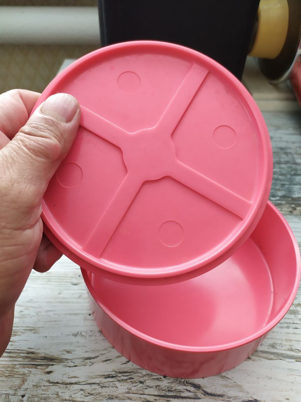 Aminoplast trinket box from the USSR with round lid