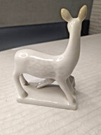 Polonne porcelain doe and fawn with hand-painted spots and gold hooves – detail 5