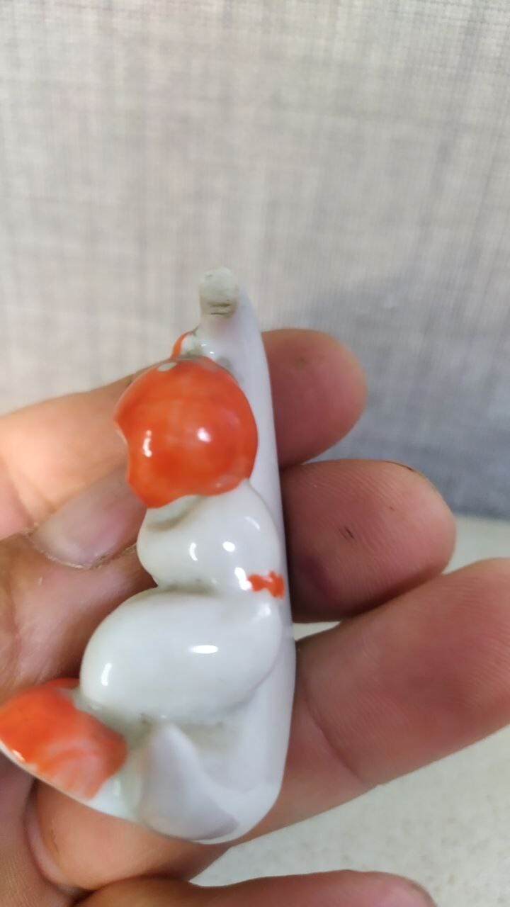 Polonne Artistic Ceramics Moon Child figurine, glazed porcelain – detail 9