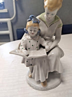 Vintage USSR porcelain statuette from Polonne, Ukraine – detail 8