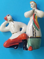 Ukrainian dancers figurine hand-painted with gold accents – detail 6