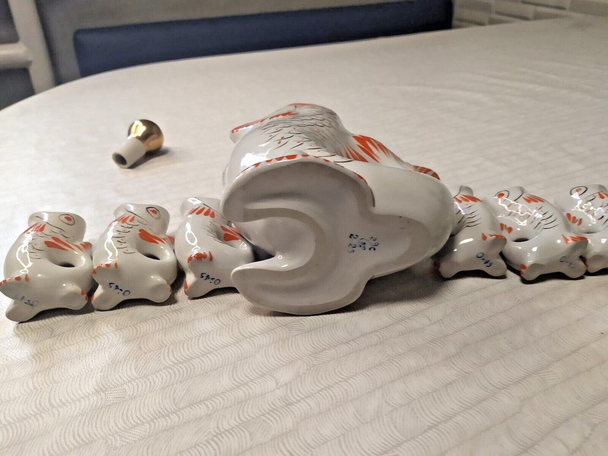 Large porcelain carp decanter with gold-leafed stopper – detail 11