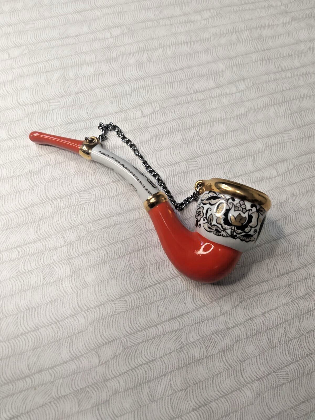 USSR souvenir pipe with gilded rim and stem joints